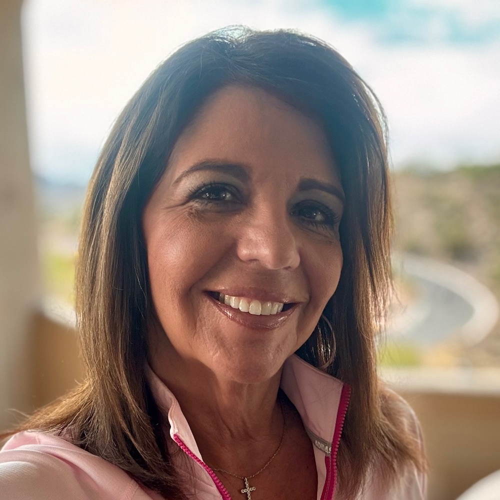Meet your Posher, Debbie